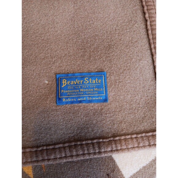 Vtg Wool Pendleton Beaver State Blanket Southwest Aztec Indian Theme 84 x 85 - Picture 6 of 11